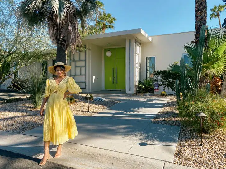 self-guided palm springs door tour wewanderlust.co