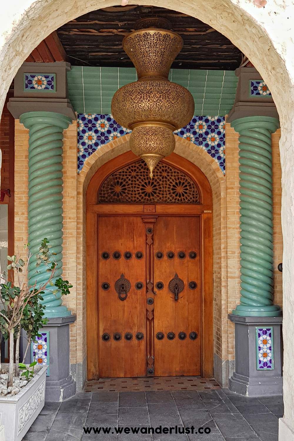intricate door front in doha, qatar