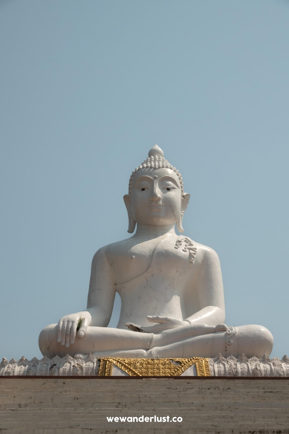 big buddha pai statue