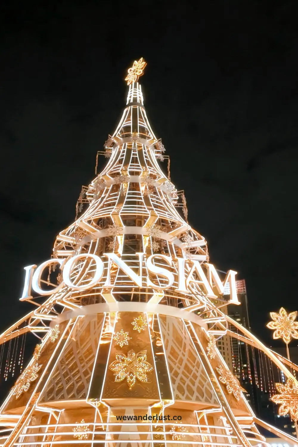 4 days in bangkok - iconsiam